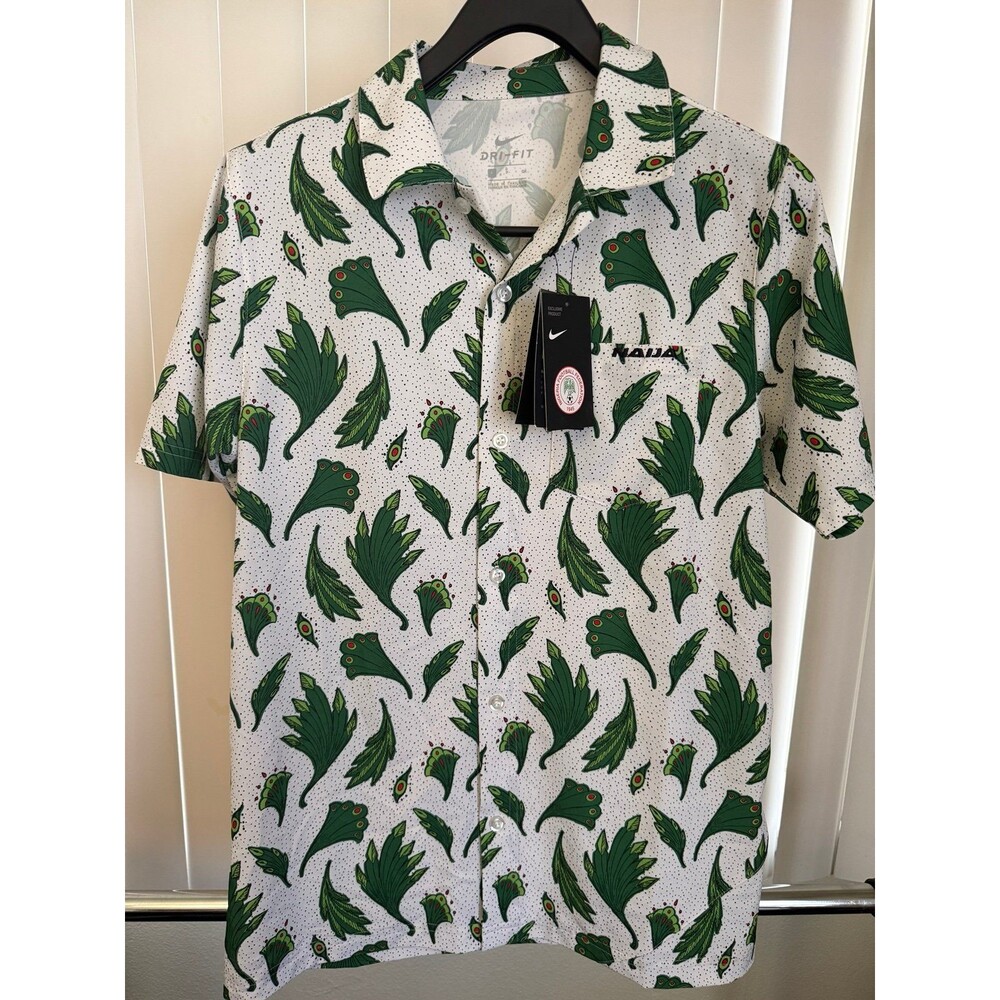NWT Men’s Nike Dri-Fit Nigeria Naija Football Federation Button-Down Size Small